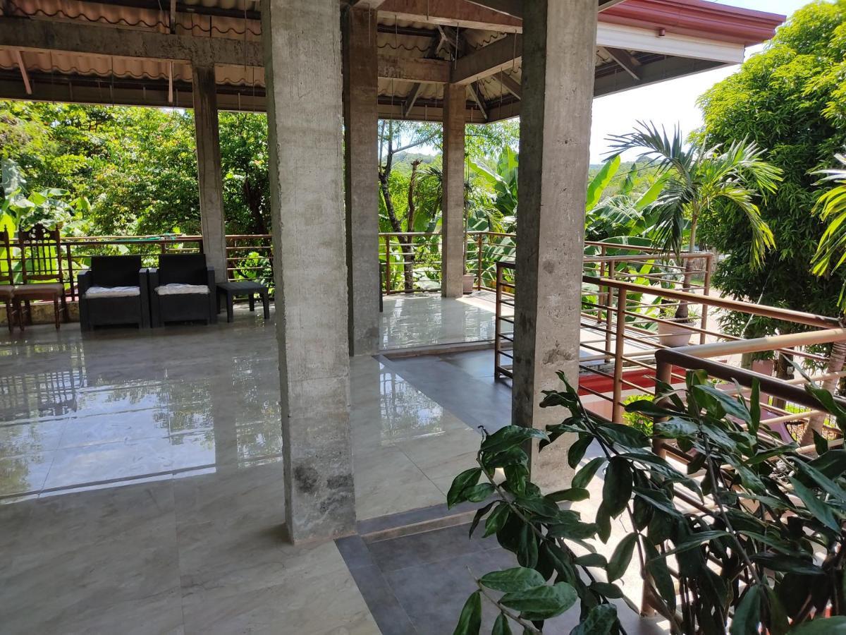 Cabrera Exgreen Bamboo Guimaras Homestay
